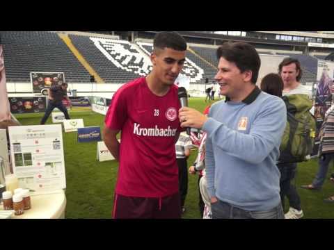 Aymen Barkok im Film zum ersten sportstation-Prototyp
