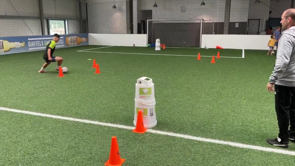DFB-Talenttest – Schnelligkeit mit Ball